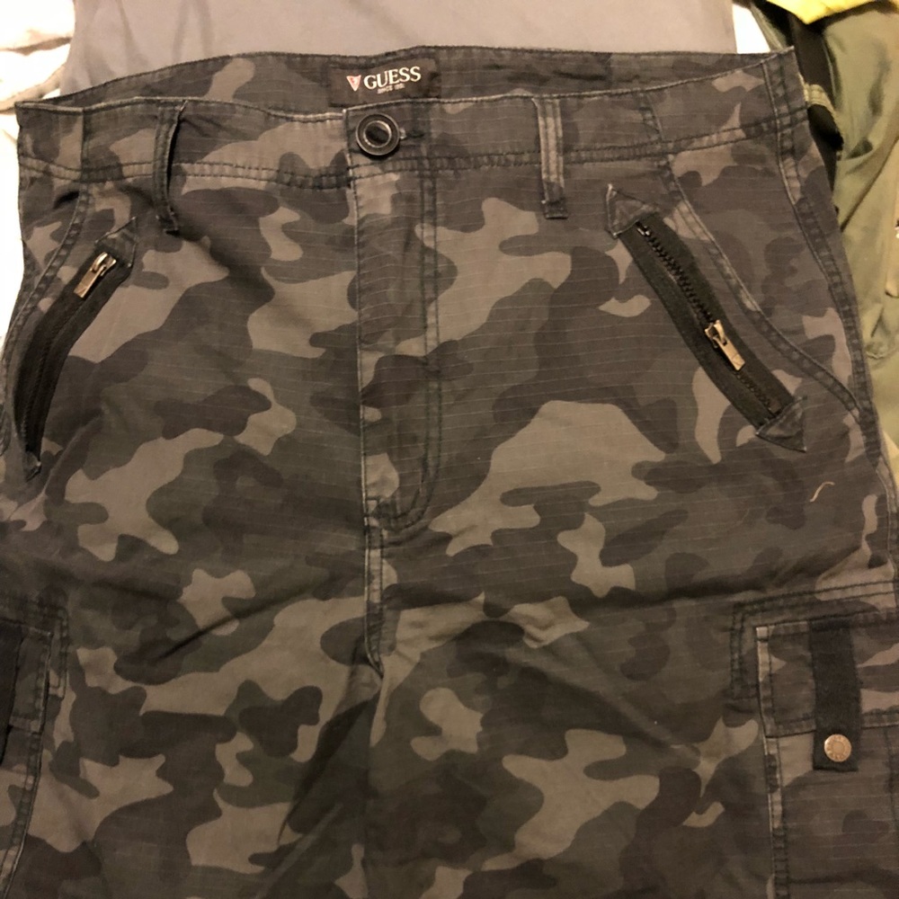 Guess shorts